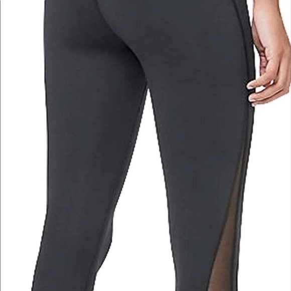 Lululemon train times crop - Picture 7 of 7